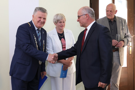 Slavnostna seja občinskega sveta občine Cerknica ob občinskem prazniku s podelitvijo priznanj 03 Foto Ljubo Vukelič